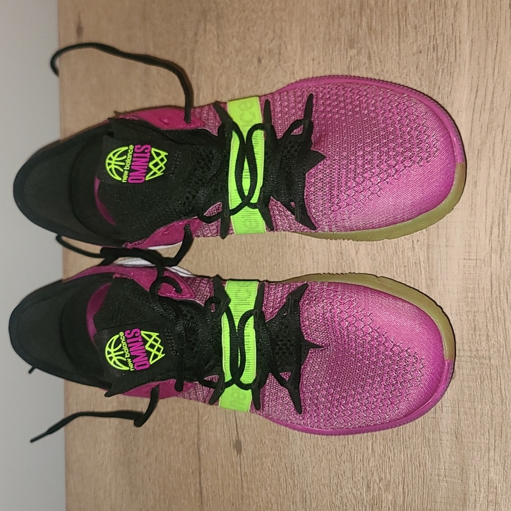 New Balance OMN1S